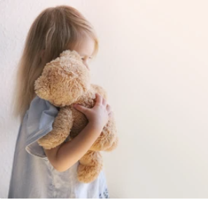 Afbeelding Niet-pluis gevoel kind-b8cfd5cc-ea59-4ee5-ae2f-c2057b7be3eb.png