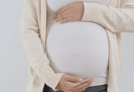 Afbeelding Zwangere buik-63a7452c-405d-4cc1-b2fb-2b399520ace4.png